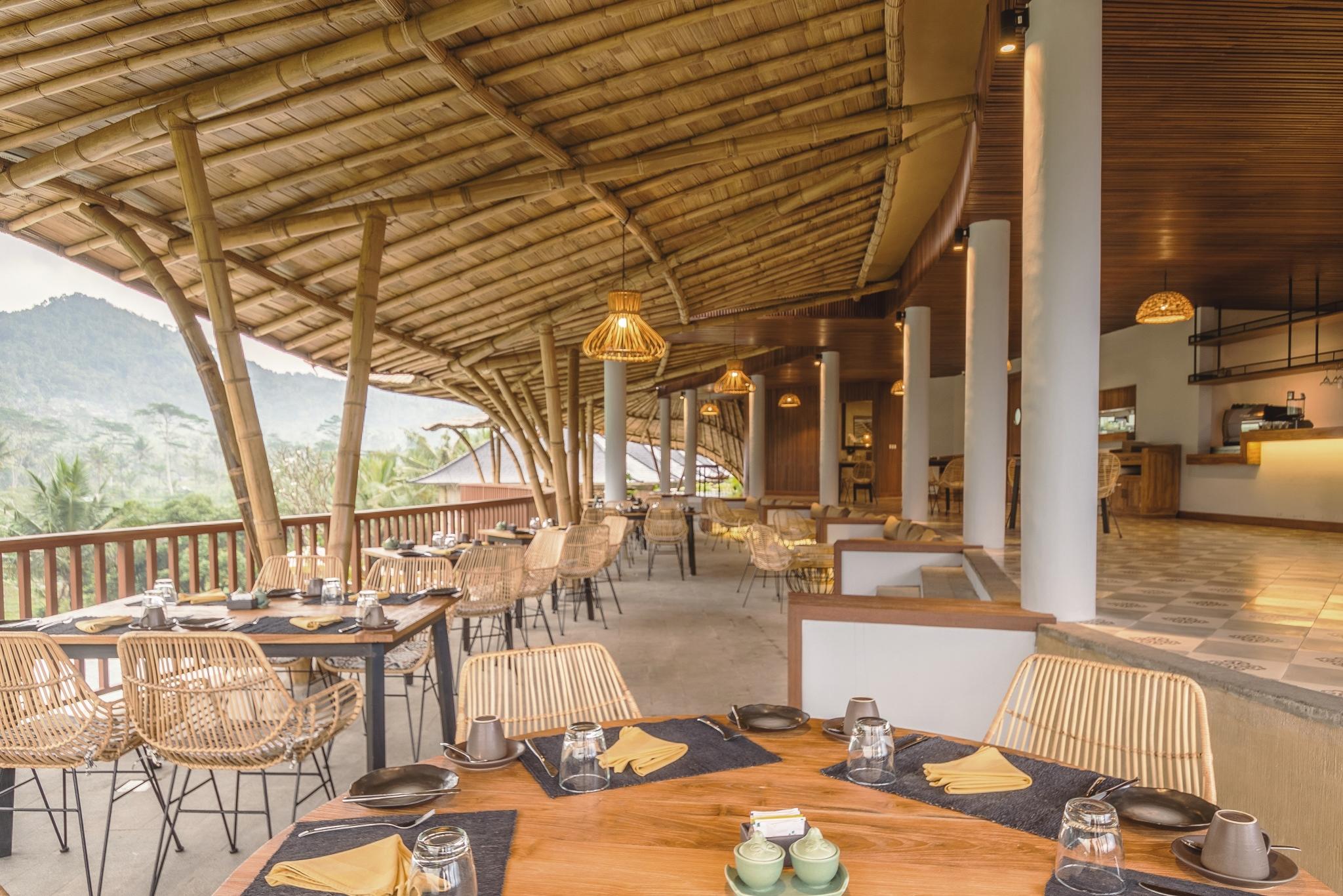 วาปา ดิ อูเม ซิเดเมน Hotel ซิเดอมัน ภายนอก รูปภาพ The restaurant at the resort