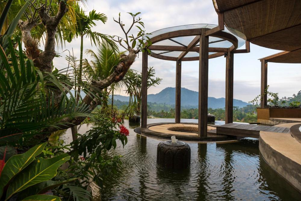 วาปา ดิ อูเม ซิเดเมน Hotel ซิเดอมัน ภายนอก รูปภาพ The resort's spa