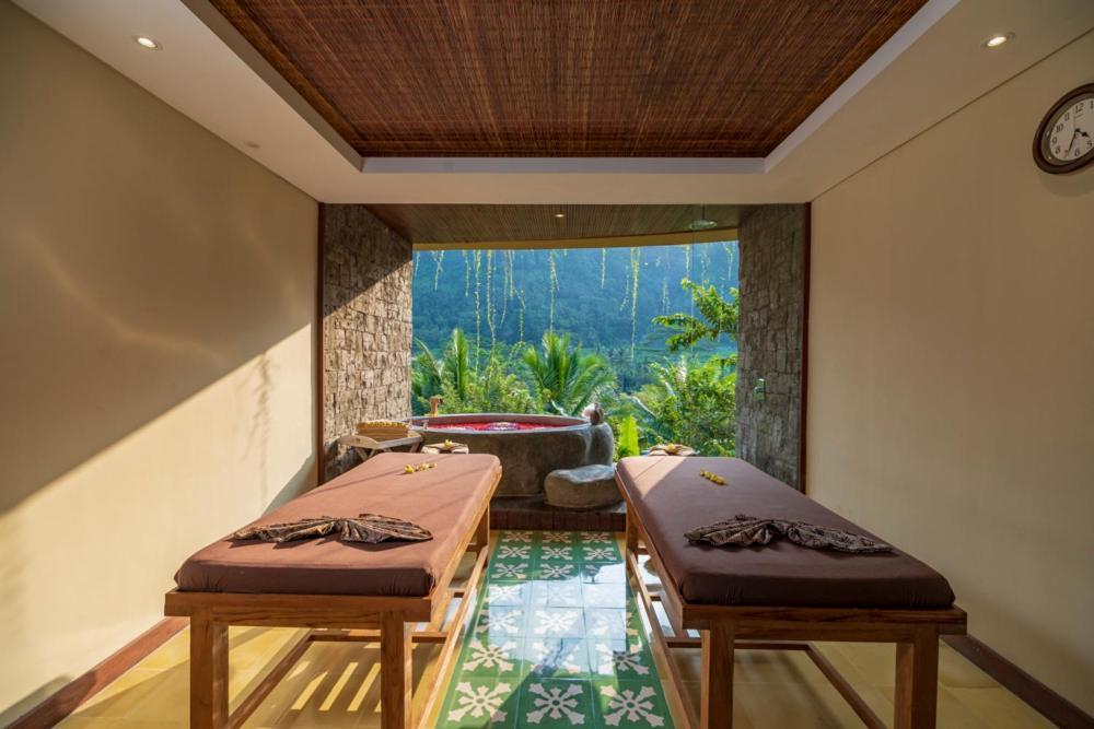 วาปา ดิ อูเม ซิเดเมน Hotel ซิเดอมัน ภายนอก รูปภาพ Spa at the resort